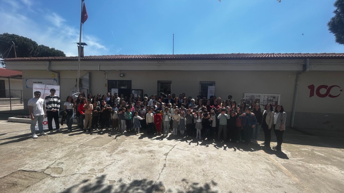 Köy Okullarında Eğitim: Öğretmen Adayları ile Atölye Çalışmaları / Yarınlara İz Bırak Projesi